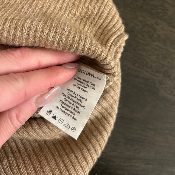 Golden by TNA knit crew sweater size small - Picture 3 of 9